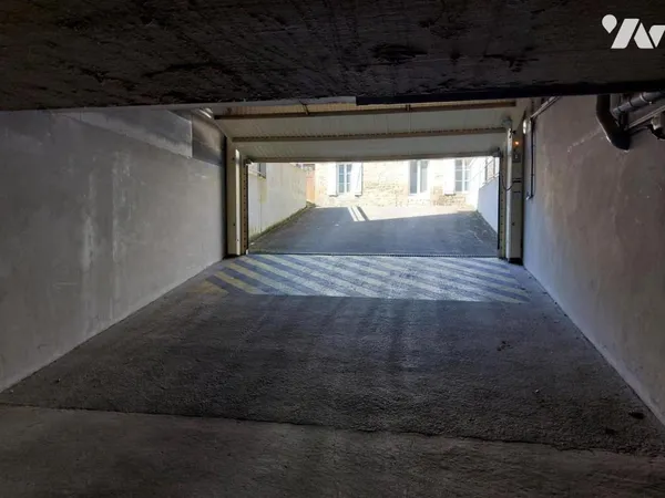 Garage et parking Vente Dinan 21000€