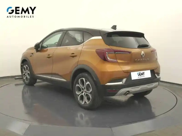 Renault Captur tce 130 edc fap — photo 22