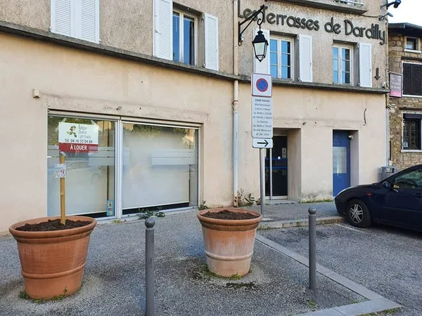 Local commercial 111 m²