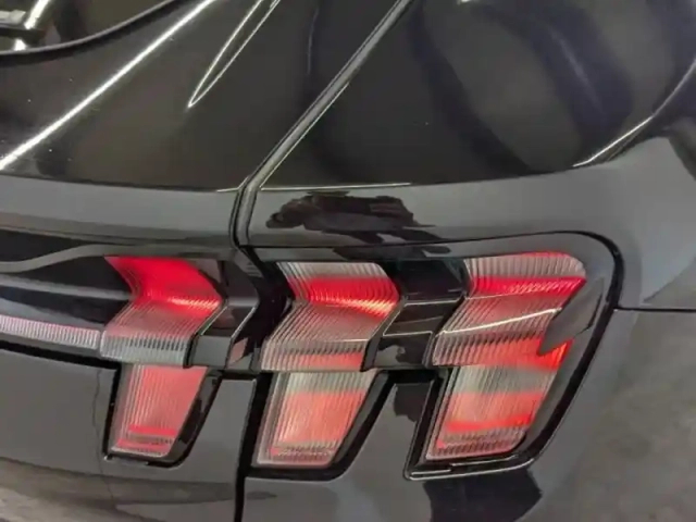 Ford Mustang mach-e 487ch extended range 91kwh gt awd — photo 7