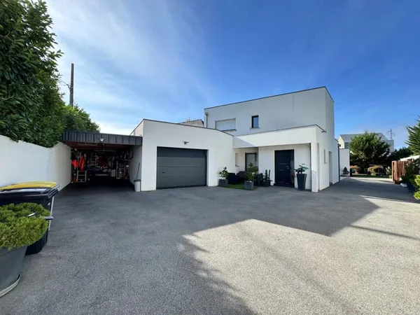 Maison 5 pièces 150 m²