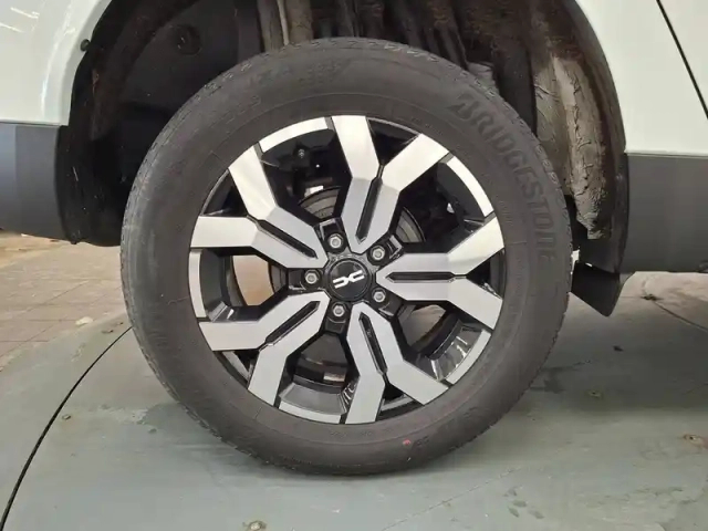 Dacia Duster blue dci 115 4x2 — photo 22