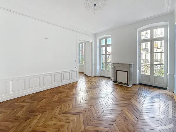 Appartement 5 pièces 105 m²