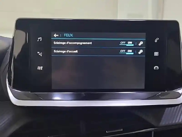 Peugeot 208 puretech 75 s&amp;s bvm5 — photo 26