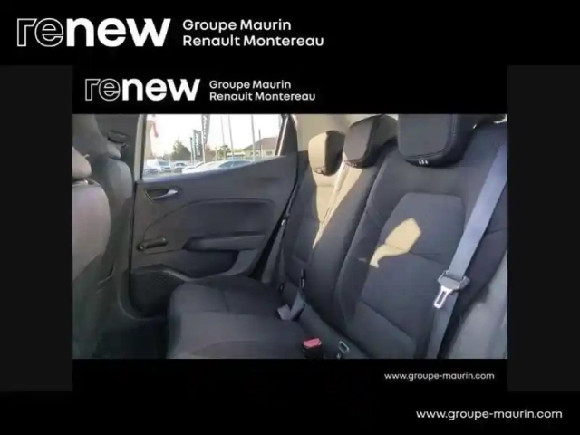 Renault Clio auto-ecole blue dci 100 -21n — photo 12