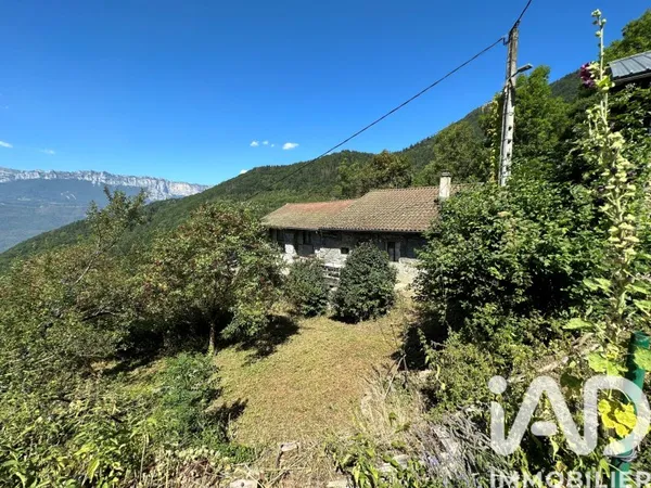 Maison 2 pièces 102 m²