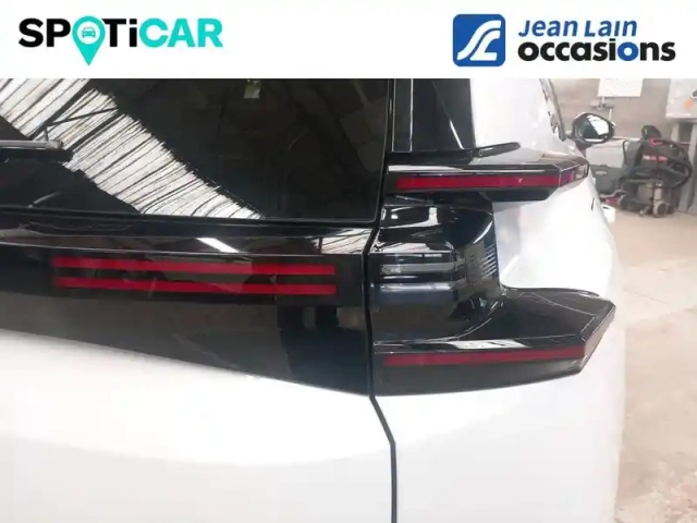 Citroën C5 Aircross hybride 145 ch e-dcs6 — photo 17