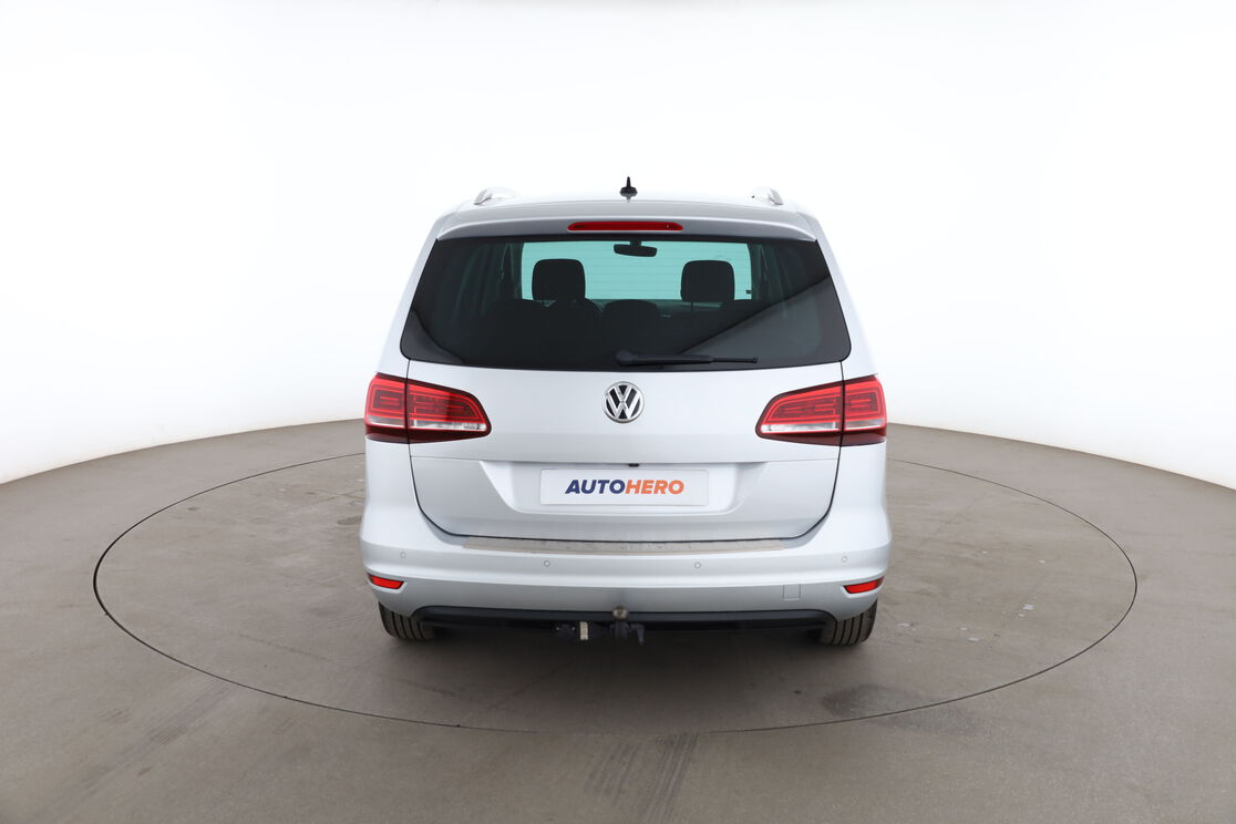 Volkswagen Sharan 2.0 TDI BlueMotion Tech Confortline DSG6 — photo 4
