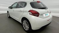 Peugeot 208 1.2 PureTech 110ch E6.c Allure S&S 5p — photo 6