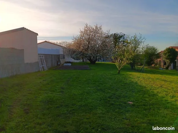 Terrains à vendre 559 m²