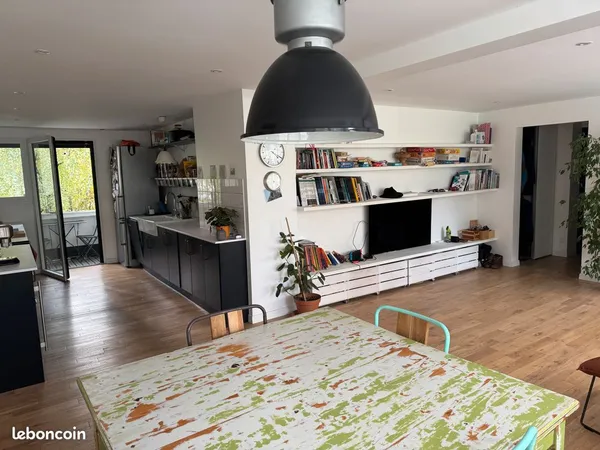 Appartement au coeur du triangle d'or - 87m2