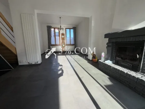 Maison de ville 135m2 avec petit jardin et garage à Valencie