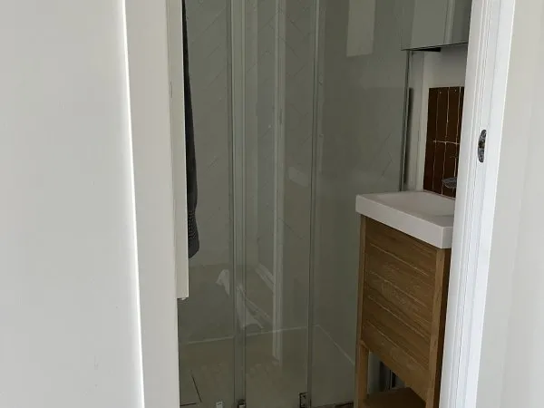 Chambre tout équipée Paris 17eme- à la semaine SANS les week-ends