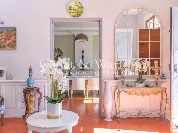 Appartement 7 pièces 260 m²