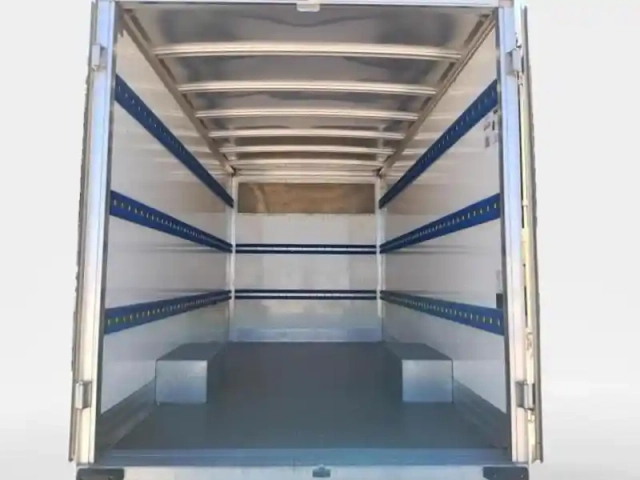 Renault Master plancb f3500 l3h1 2.3 blue dci 145ch confort eurovi — photo 9