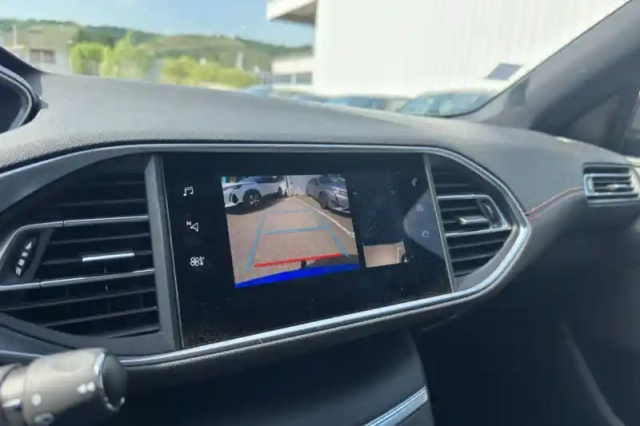 Peugeot 308 bluehdi 130ch s&amp;s eat8 — photo 15
