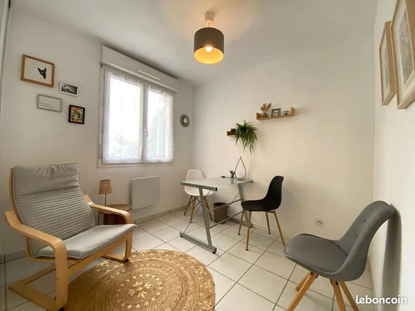 Local 1 pièce 9 m²