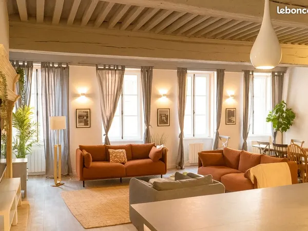 Coliving haut de gamme - 19 chambres | Espaces partagés & communauté dynamique