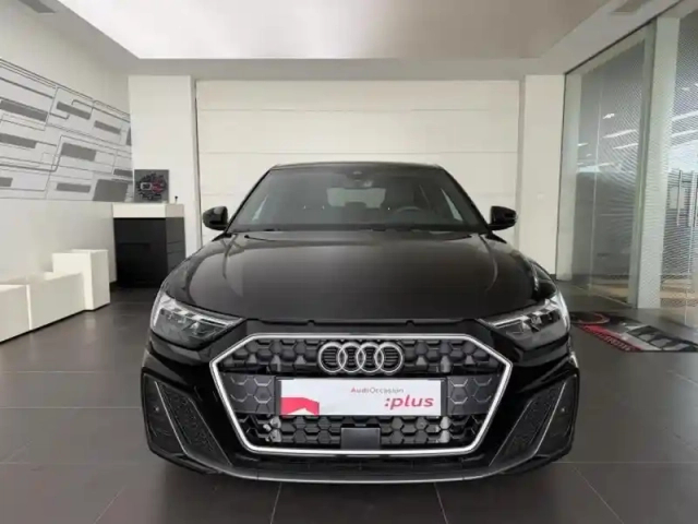 Audi A1 sportback 30 tfsi 116ch s line s tronic 7 — photo 2