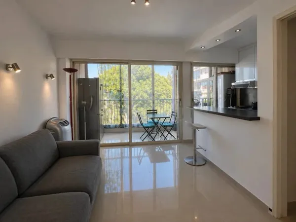 Studio 1 pièce 23 m²