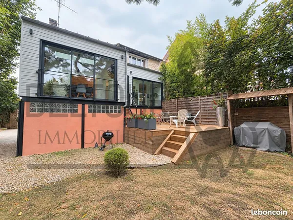 Maison 7 pièces 200 m²