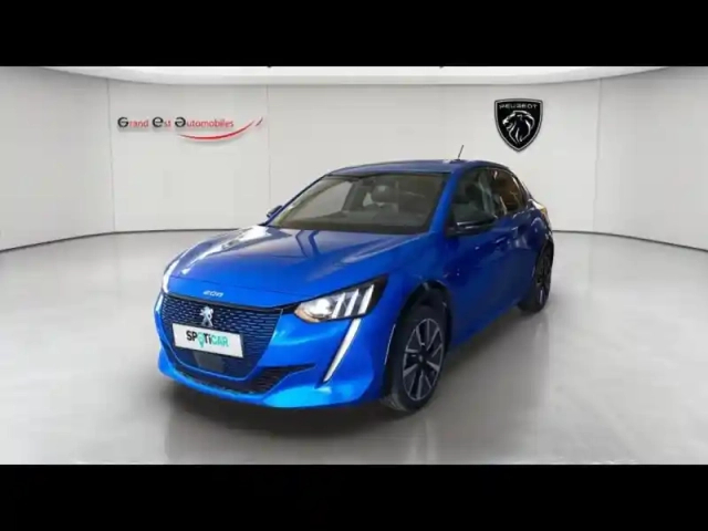 Peugeot 208 e- 136ch gt line — photo 1
