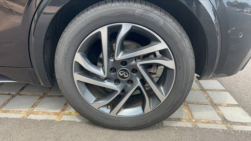 Infiniti Q30 2.2 D 170 7DCT - Luxe – 2018 – 113000 km – Diesel – Boîte Automatique — photo 3