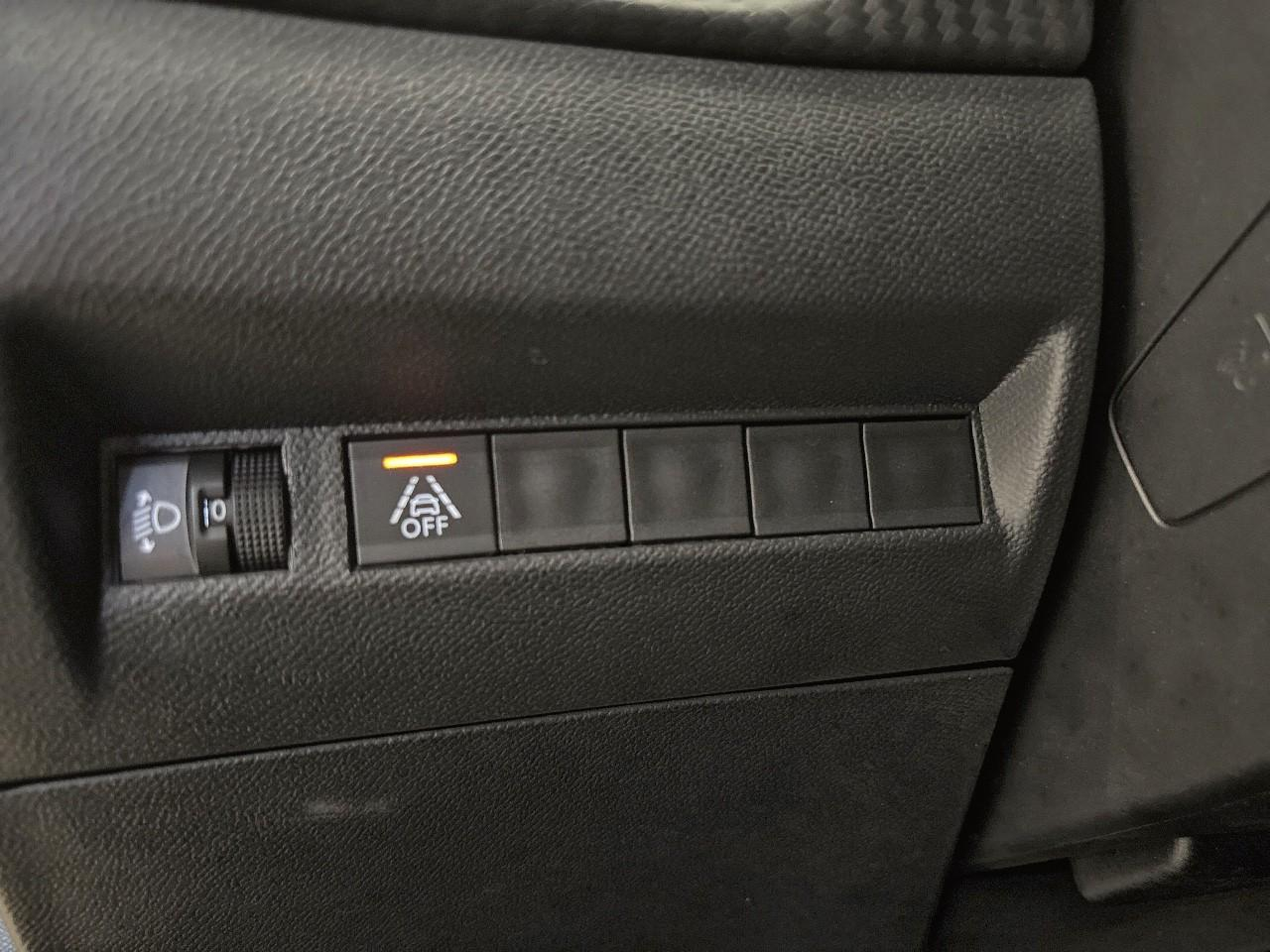 Peugeot 208 1.2 puretech 130ch s&s allure pack eat8 — photo 17