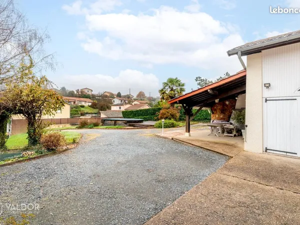 Ferme 6 pièces 150 m²