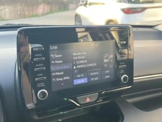 Toyota Yaris 120 vvt-i dynamic 5p my22 — photo 15