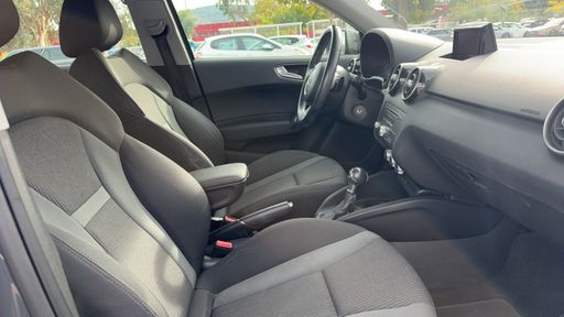 Audi A1 1.0 TFSI 95 S-Tronic 7 - S Line – 2018 – 126028 km – Essence – Boîte Automatique — photo 29