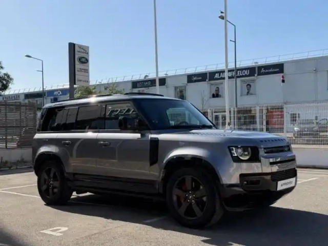 Land Rover Defender 110 2.0 p400e x-dynamic hse — photo 21