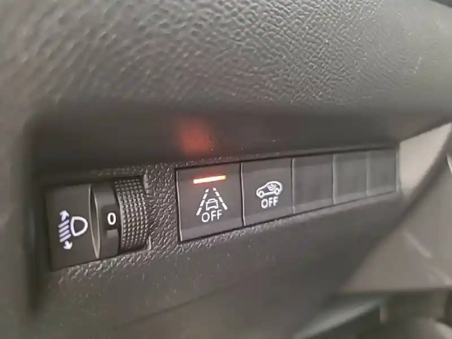 Peugeot 2008 bluehdi 130 s&amp;s eat8 — photo 26