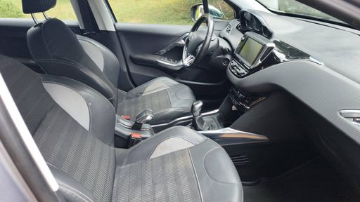 Peugeot 2008 1.6 VTi 120 - Allure – 2013 – 145338 km – Essence – Boîte Manuelle — photo 15