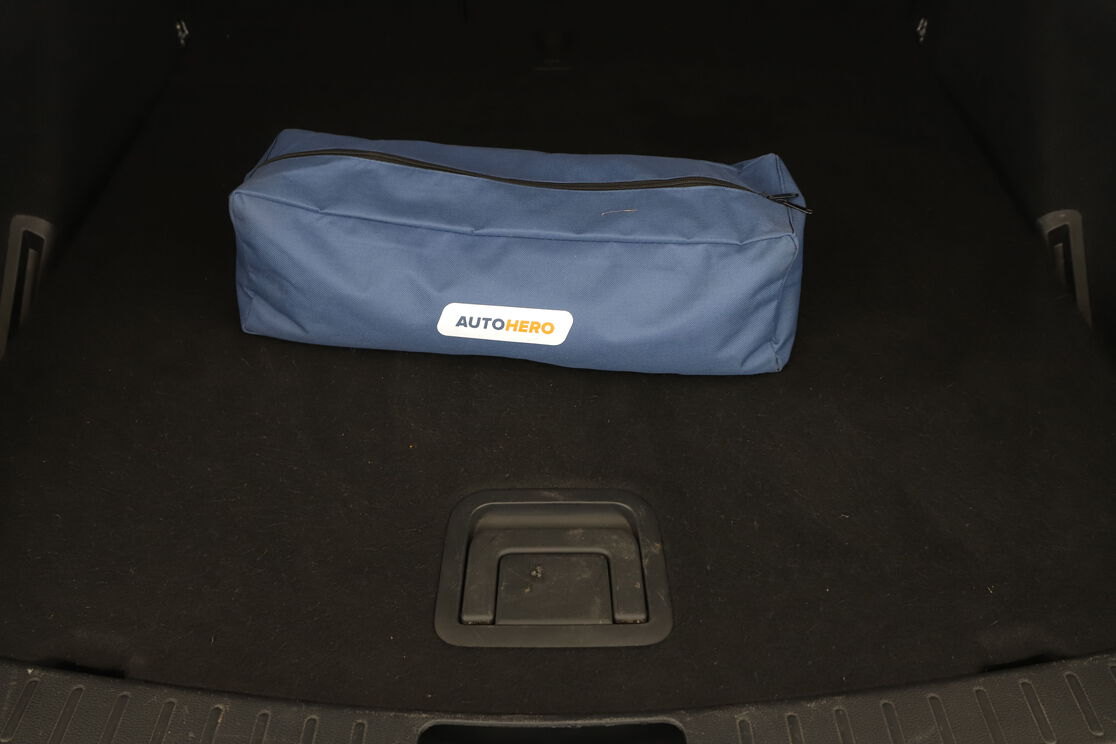 Suzuki Swace 1.8 Hybrid Pack — photo 16
