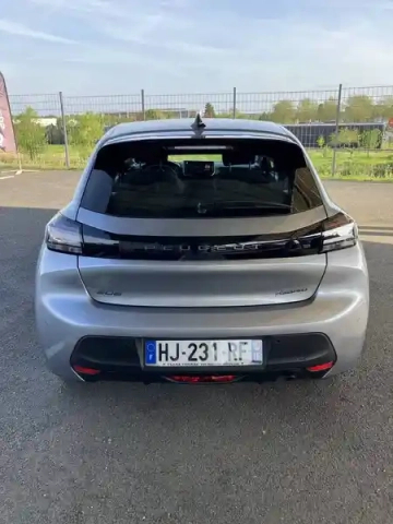 Peugeot 208 hybrid 110 ch e-dcs6 — photo 15