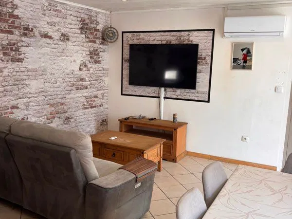 Maison meublée 68 m² - 2 chambres - Saint-Uze centre