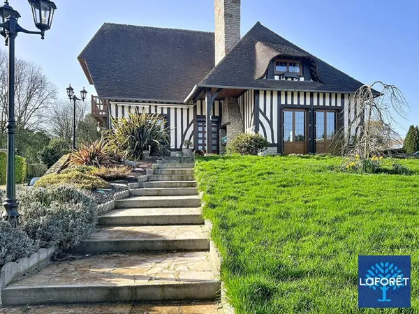 Maison Bernay 8 pièce(s) 190 m2
