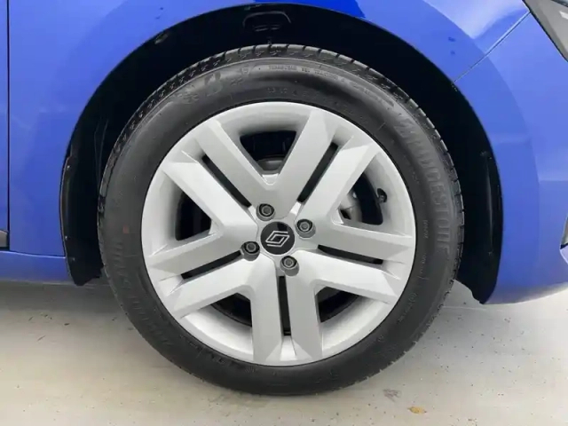 Renault Clio tce 90 — photo 58