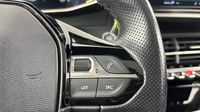 Peugeot 208 e-208 136ch GT Pack — photo 23
