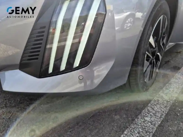Peugeot 208 hybrid 110 ch e-dcs6 — photo 17