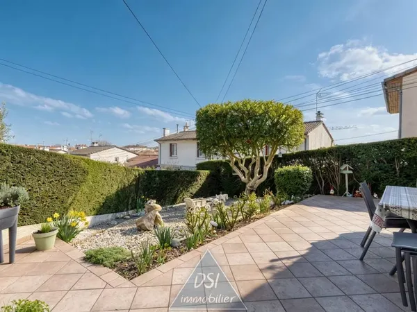 Maison T6 de 92m² - Terrain 205m² - Terrasse