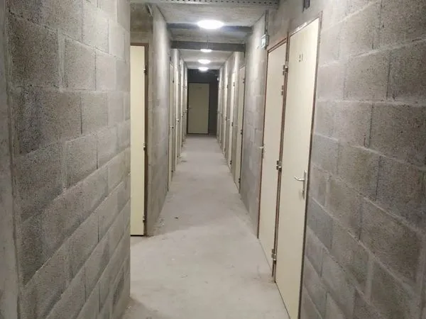 Location grand box / locaux de stockage de 24m2 à 31m2