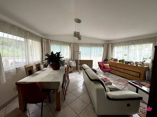 Maison 4 pièces 93 m²