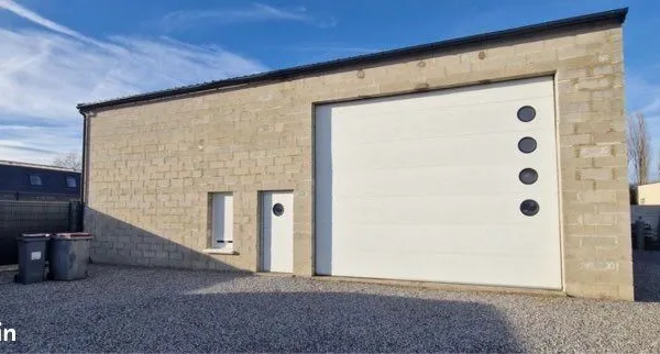 Terrain avec bâtiment 168 m²
