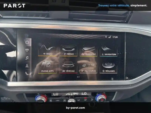 Audi Q3 35 tdi 150ch design s tronic 7 — photo 4