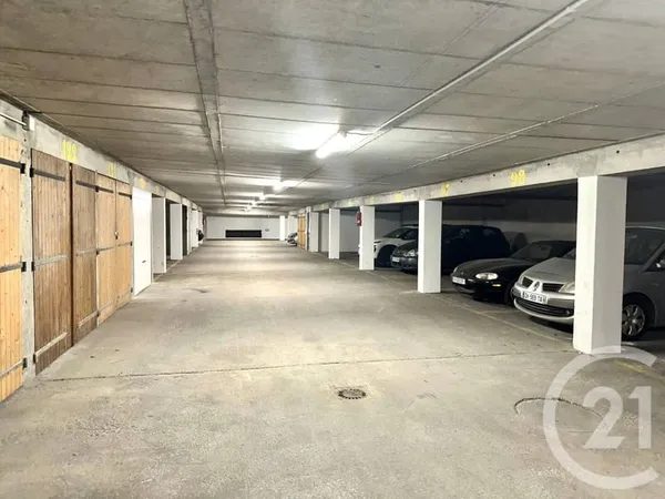 Parking 12 m²