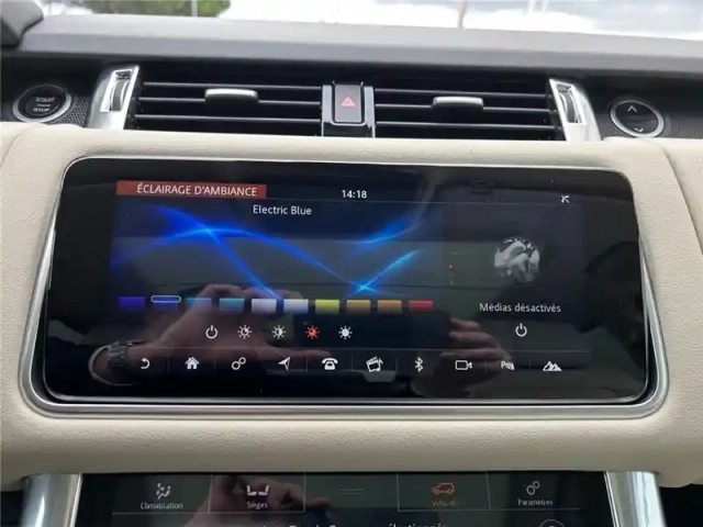 Land Rover Range Rover mark ix p400e phev 2.0l 404ch — photo 15
