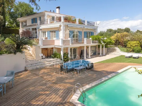 Saint Paul de Vence - Élégante propriété néo-provençale
