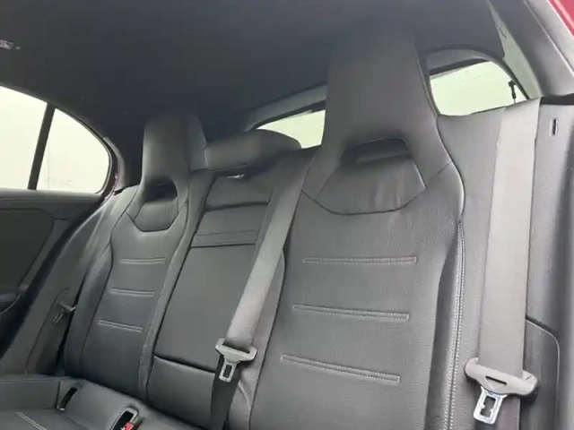 Mercedes Classe A 250 e amg line — photo 19